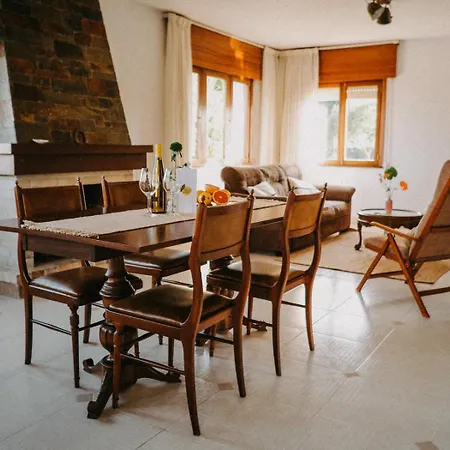 Casa Lupe - Galician Country Retreat Near Beaches And Nature